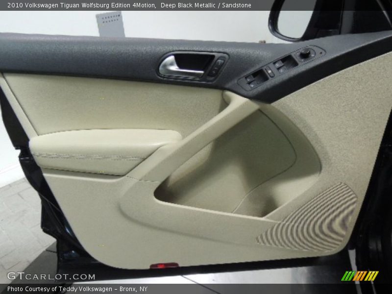 Deep Black Metallic / Sandstone 2010 Volkswagen Tiguan Wolfsburg Edition 4Motion