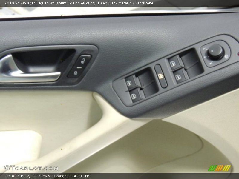 Deep Black Metallic / Sandstone 2010 Volkswagen Tiguan Wolfsburg Edition 4Motion