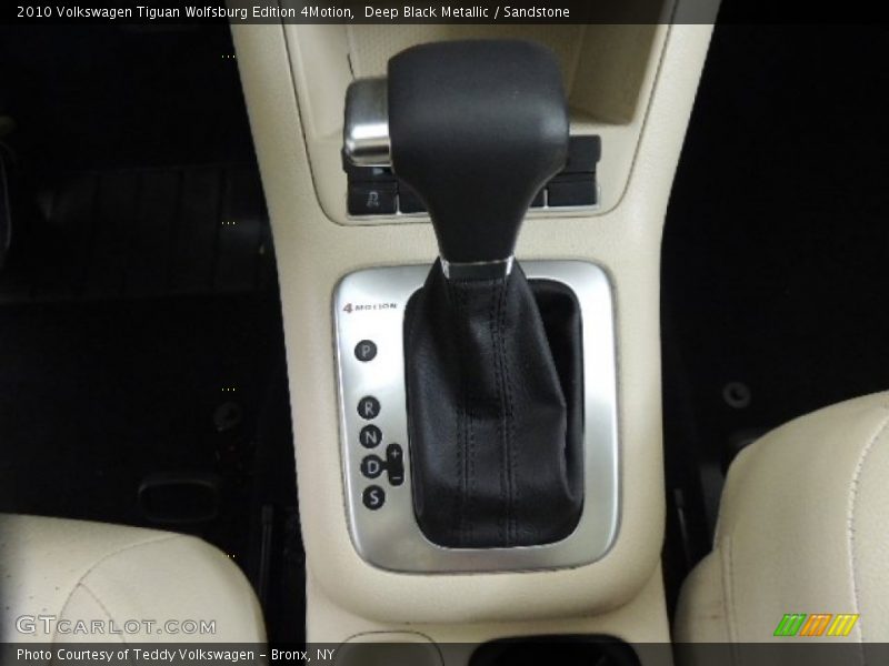 Deep Black Metallic / Sandstone 2010 Volkswagen Tiguan Wolfsburg Edition 4Motion