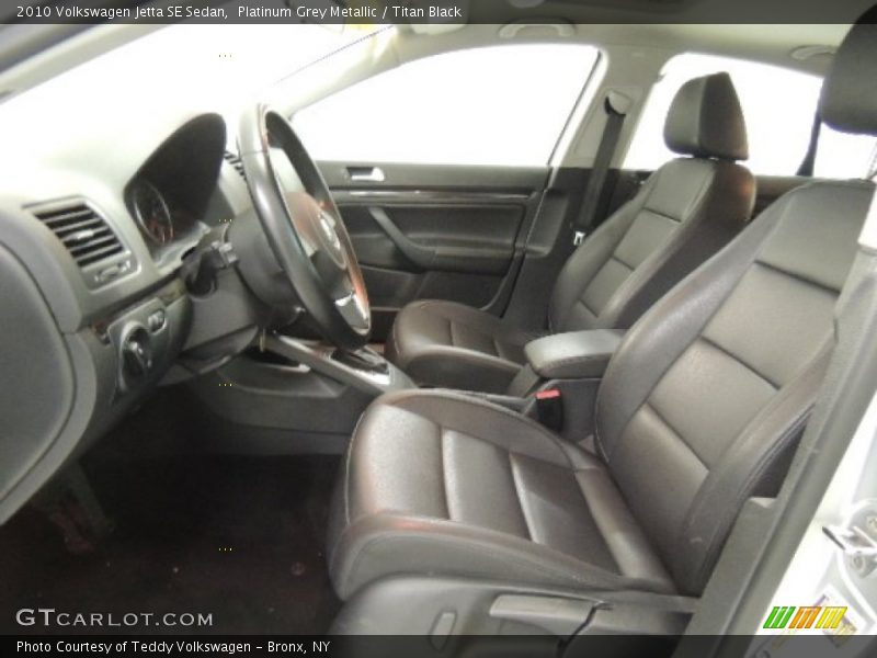 Platinum Grey Metallic / Titan Black 2010 Volkswagen Jetta SE Sedan