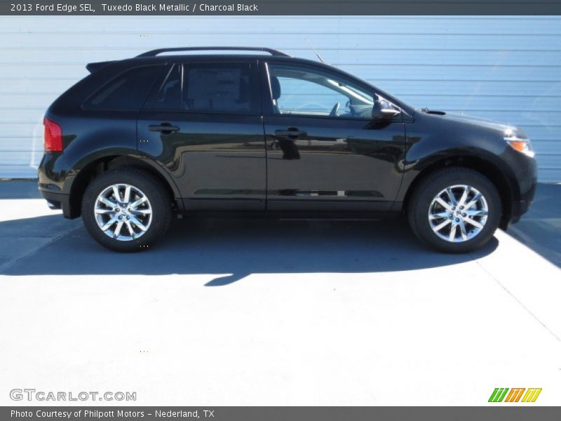 Tuxedo Black Metallic / Charcoal Black 2013 Ford Edge SEL