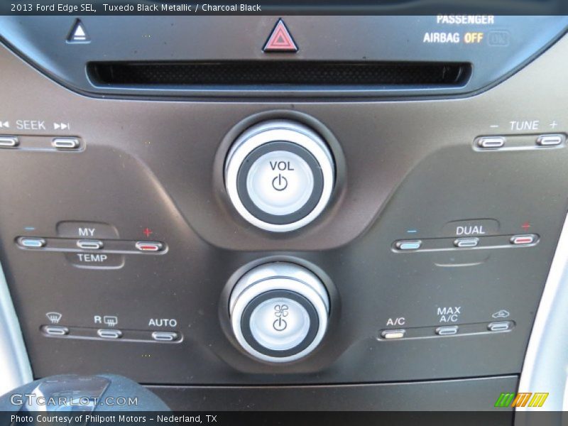 Tuxedo Black Metallic / Charcoal Black 2013 Ford Edge SEL