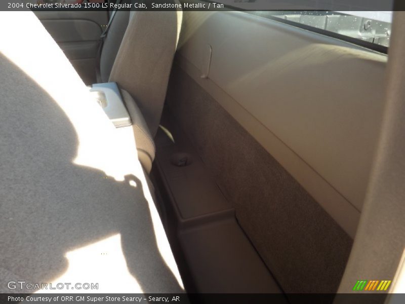 Sandstone Metallic / Tan 2004 Chevrolet Silverado 1500 LS Regular Cab