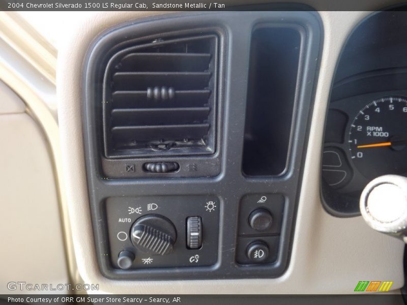 Sandstone Metallic / Tan 2004 Chevrolet Silverado 1500 LS Regular Cab