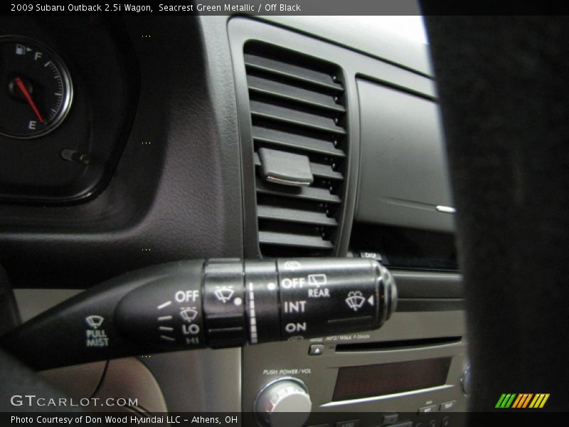 Seacrest Green Metallic / Off Black 2009 Subaru Outback 2.5i Wagon