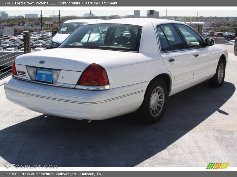 Vibrant White / Medium Parchment 2002 Ford Crown Victoria LX