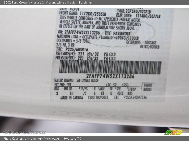 Vibrant White / Medium Parchment 2002 Ford Crown Victoria LX