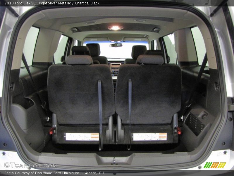 Ingot Silver Metallic / Charcoal Black 2010 Ford Flex SE