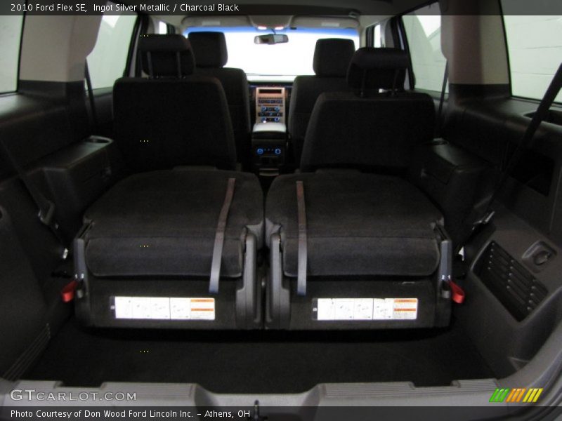 Ingot Silver Metallic / Charcoal Black 2010 Ford Flex SE