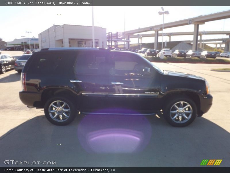 Onyx Black / Ebony 2008 GMC Yukon Denali AWD