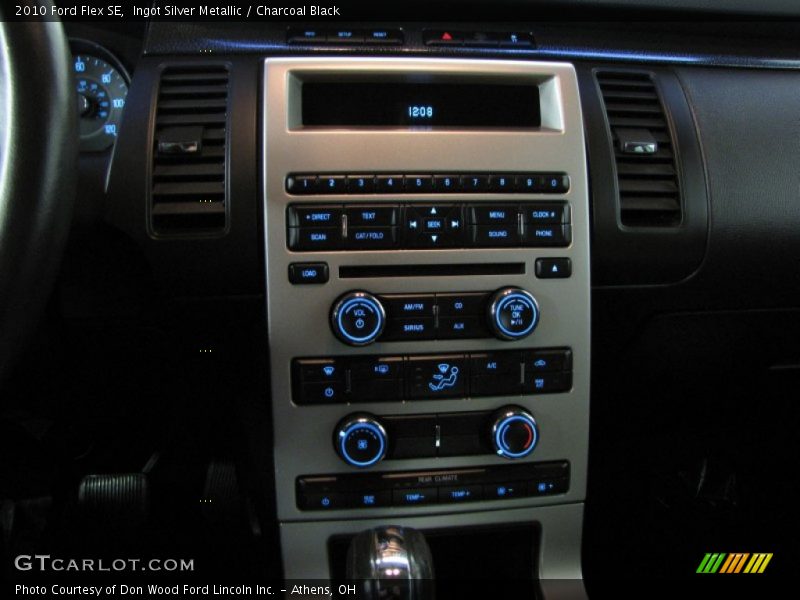 Ingot Silver Metallic / Charcoal Black 2010 Ford Flex SE