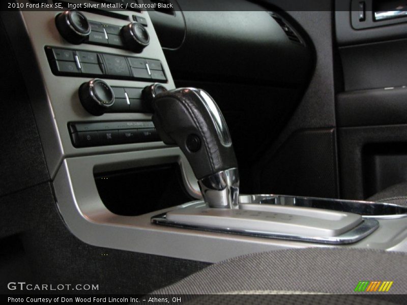 Ingot Silver Metallic / Charcoal Black 2010 Ford Flex SE