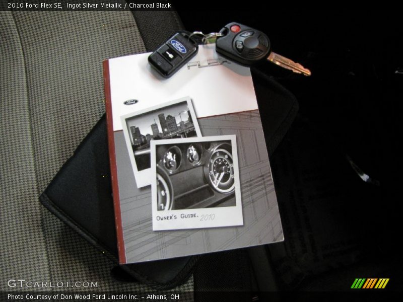 Ingot Silver Metallic / Charcoal Black 2010 Ford Flex SE