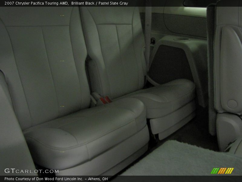 Brilliant Black / Pastel Slate Gray 2007 Chrysler Pacifica Touring AWD