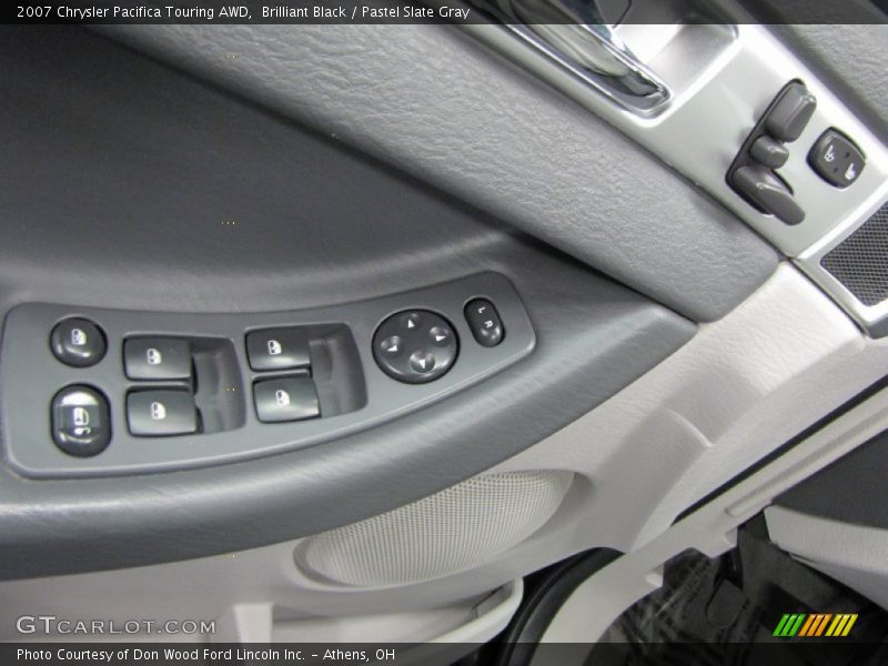 Brilliant Black / Pastel Slate Gray 2007 Chrysler Pacifica Touring AWD