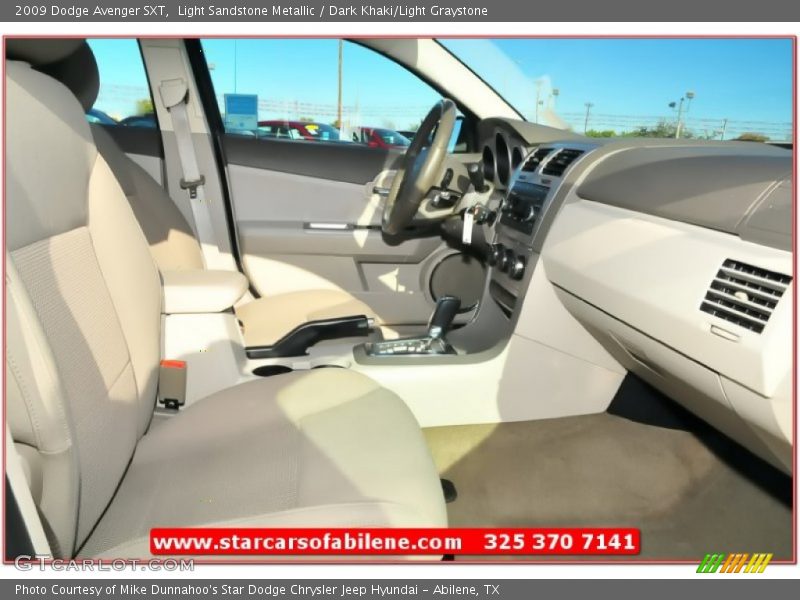 Light Sandstone Metallic / Dark Khaki/Light Graystone 2009 Dodge Avenger SXT