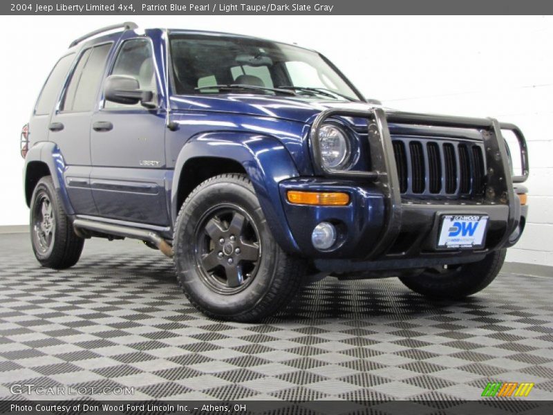 Patriot Blue Pearl / Light Taupe/Dark Slate Gray 2004 Jeep Liberty Limited 4x4