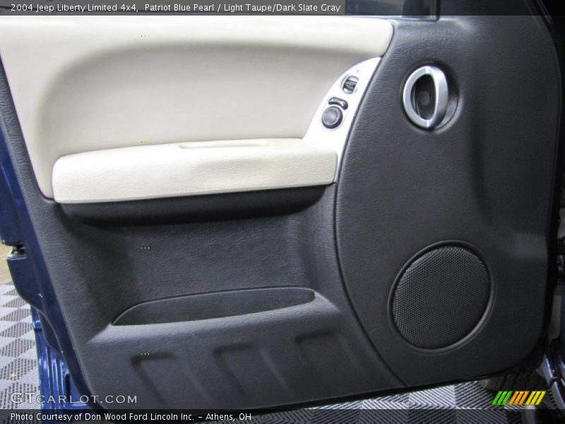Patriot Blue Pearl / Light Taupe/Dark Slate Gray 2004 Jeep Liberty Limited 4x4
