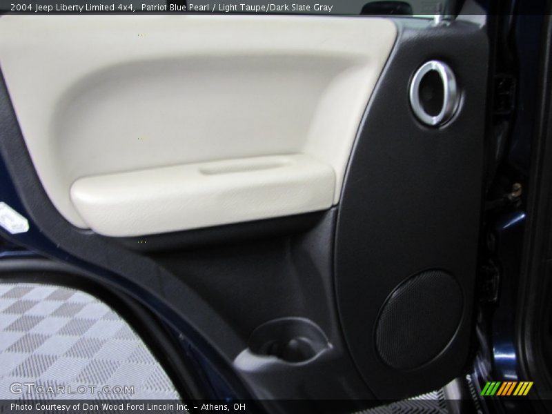 Patriot Blue Pearl / Light Taupe/Dark Slate Gray 2004 Jeep Liberty Limited 4x4