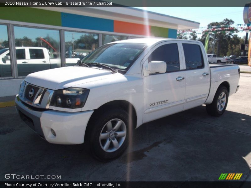 Blizzard White / Charcoal 2010 Nissan Titan SE Crew Cab