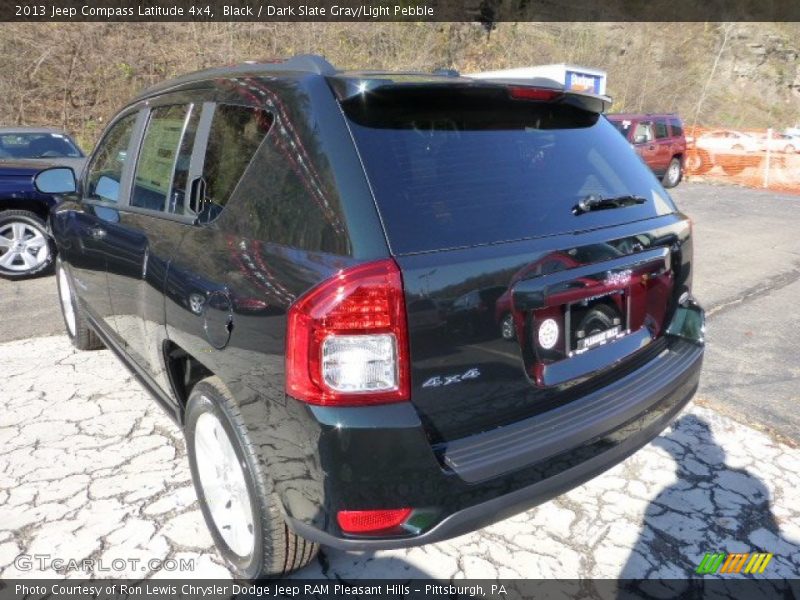 Black / Dark Slate Gray/Light Pebble 2013 Jeep Compass Latitude 4x4