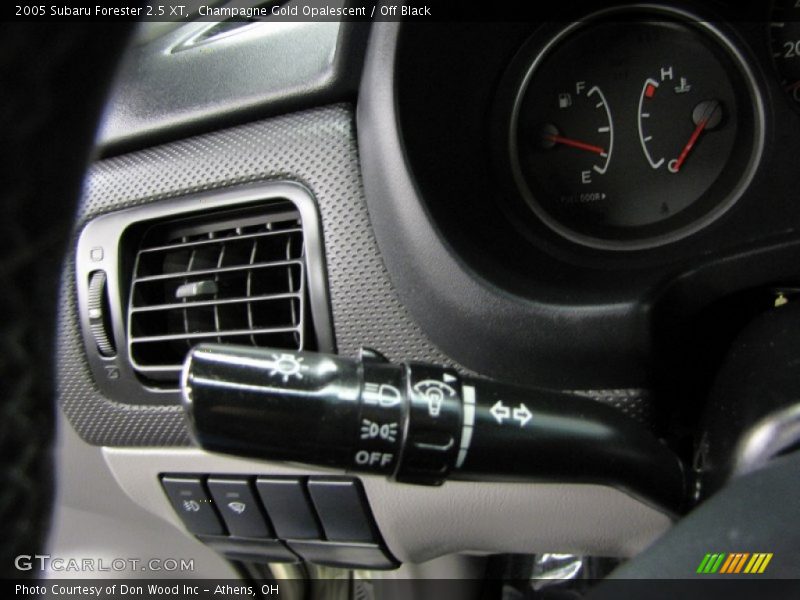 Champagne Gold Opalescent / Off Black 2005 Subaru Forester 2.5 XT