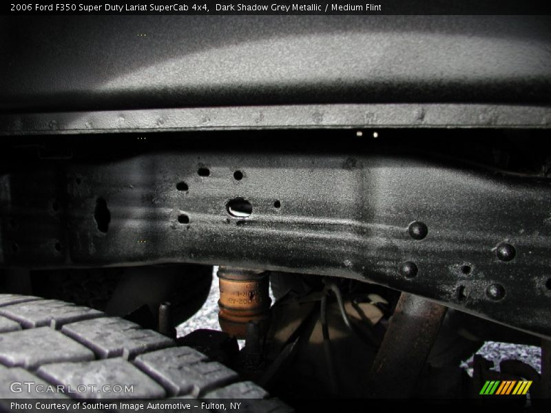 Undercarriage of 2006 F350 Super Duty Lariat SuperCab 4x4