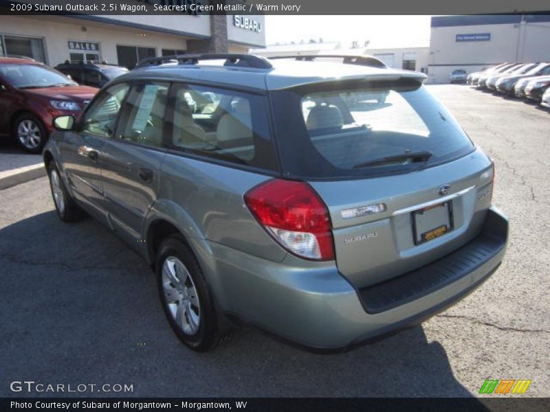 Seacrest Green Metallic / Warm Ivory 2009 Subaru Outback 2.5i Wagon