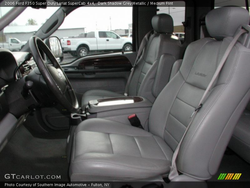 Front Seat of 2006 F350 Super Duty Lariat SuperCab 4x4