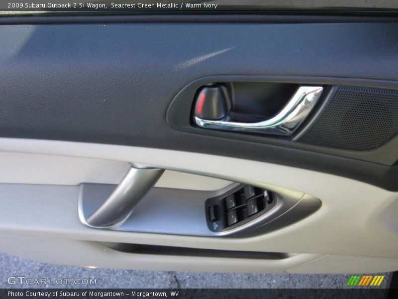 Seacrest Green Metallic / Warm Ivory 2009 Subaru Outback 2.5i Wagon