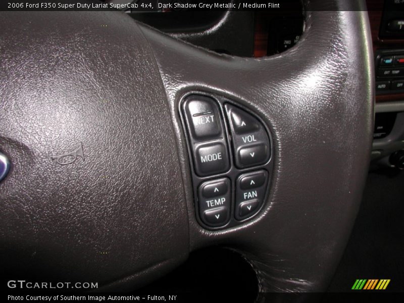 Controls of 2006 F350 Super Duty Lariat SuperCab 4x4