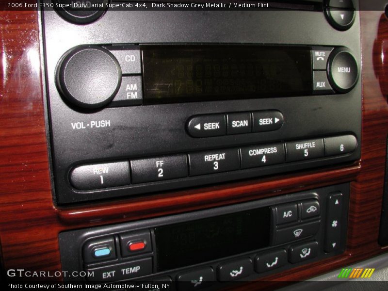 Audio System of 2006 F350 Super Duty Lariat SuperCab 4x4