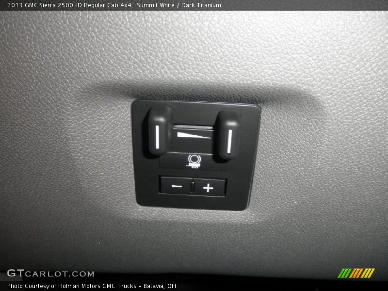 Summit White / Dark Titanium 2013 GMC Sierra 2500HD Regular Cab 4x4