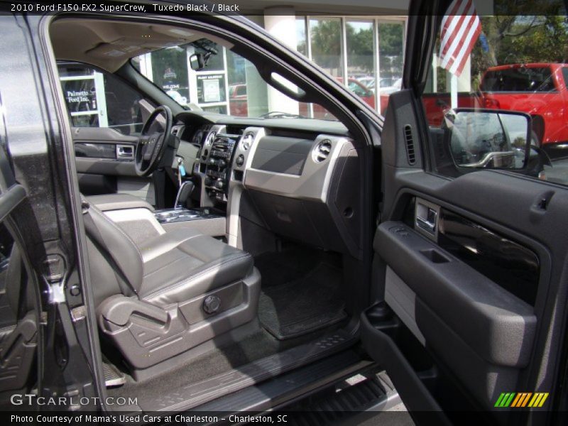 Tuxedo Black / Black 2010 Ford F150 FX2 SuperCrew