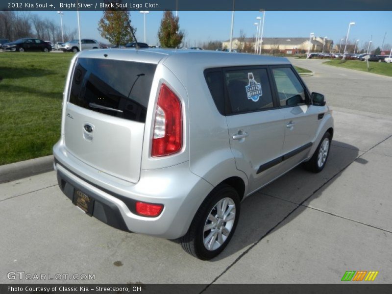 Bright Silver / Black Soul Logo Cloth 2012 Kia Soul +