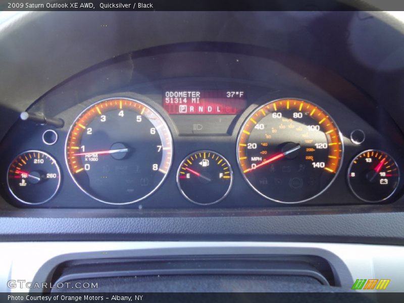 Quicksilver / Black 2009 Saturn Outlook XE AWD