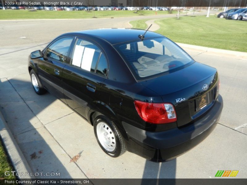Midnight Black / Gray 2009 Kia Rio Sedan