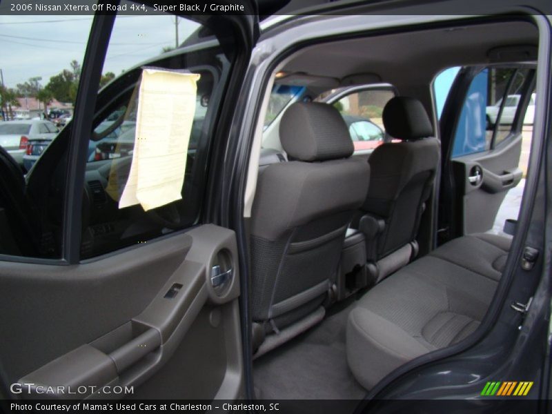 Super Black / Graphite 2006 Nissan Xterra Off Road 4x4