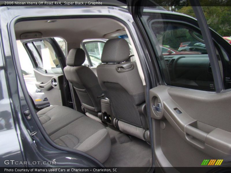 Super Black / Graphite 2006 Nissan Xterra Off Road 4x4