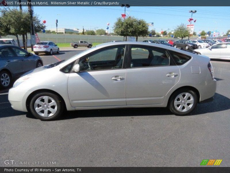 Millenium Silver Metallic / Gray/Burgundy 2005 Toyota Prius Hybrid