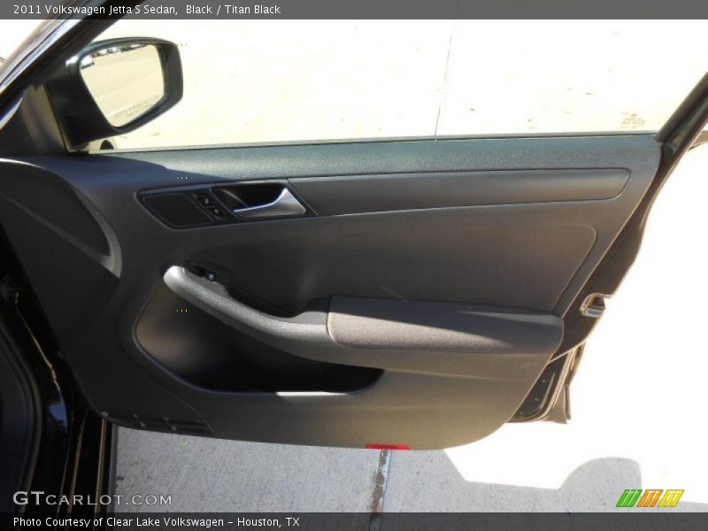 Black / Titan Black 2011 Volkswagen Jetta S Sedan