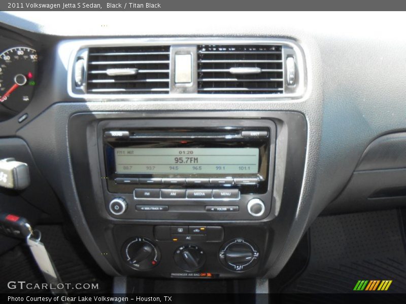 Black / Titan Black 2011 Volkswagen Jetta S Sedan