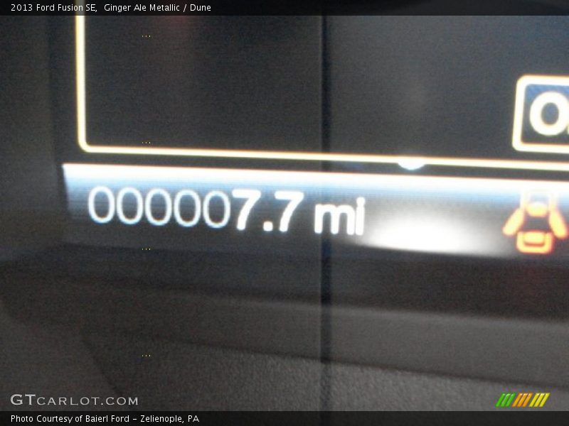 Ginger Ale Metallic / Dune 2013 Ford Fusion SE