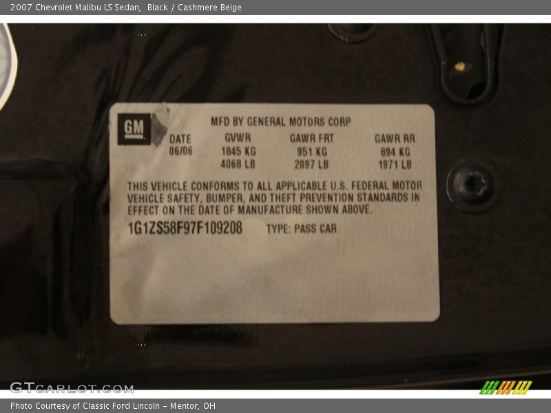 Black / Cashmere Beige 2007 Chevrolet Malibu LS Sedan