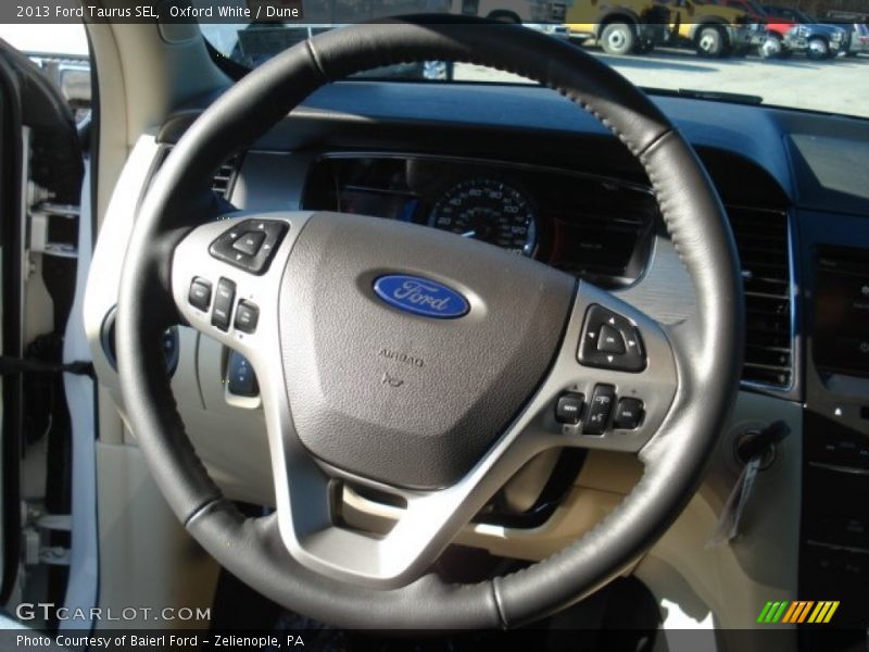 Oxford White / Dune 2013 Ford Taurus SEL