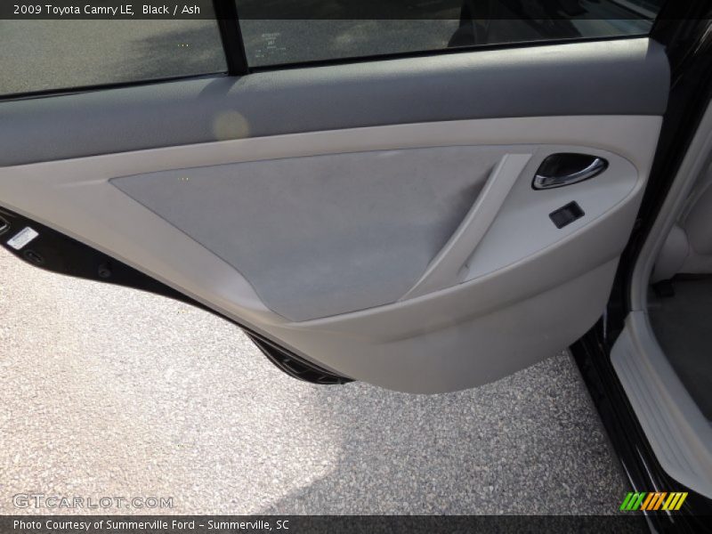 Black / Ash 2009 Toyota Camry LE