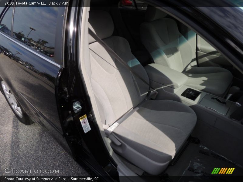 Black / Ash 2009 Toyota Camry LE