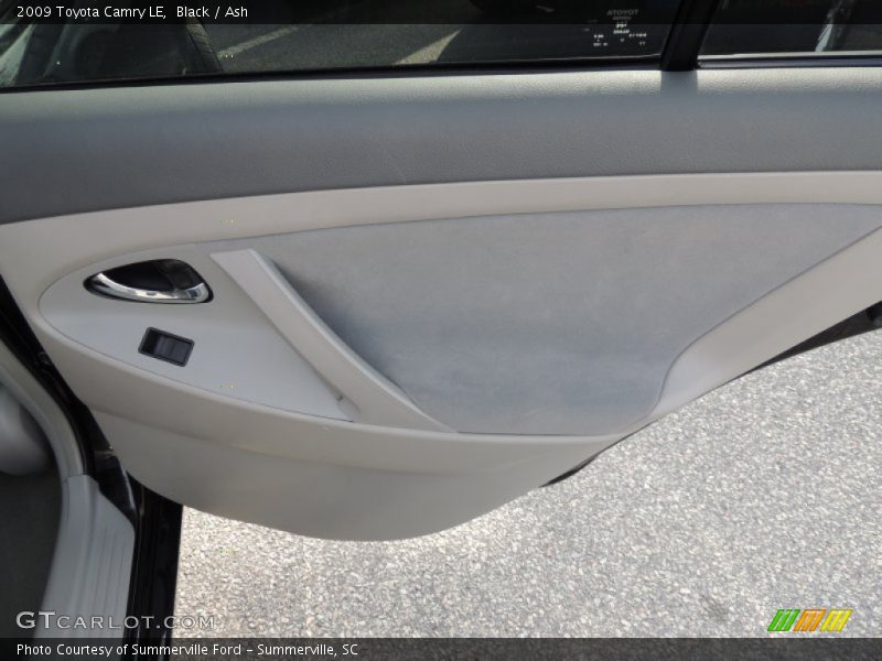 Black / Ash 2009 Toyota Camry LE