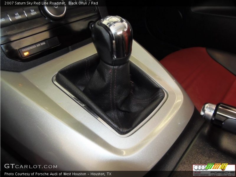 Black Onyx / Red 2007 Saturn Sky Red Line Roadster