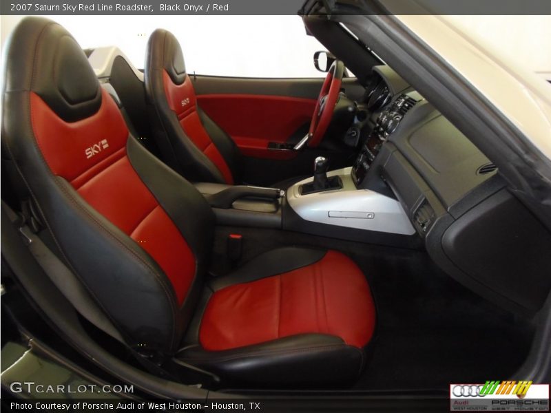 Black Onyx / Red 2007 Saturn Sky Red Line Roadster